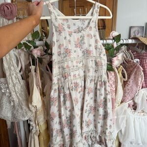 Shabby-Chic Floral Flowy Tank Top